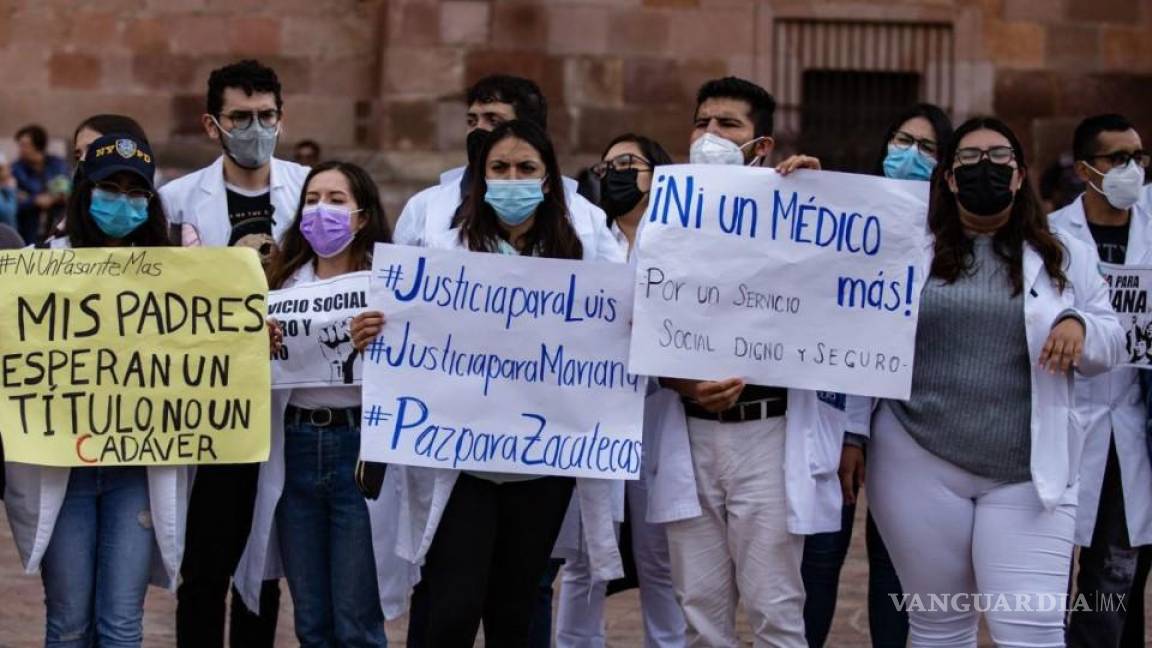 Estudiantes se niegan a hacer su servicio social en zonas de riesgo en Chihuahua, Durango y Zacatecas