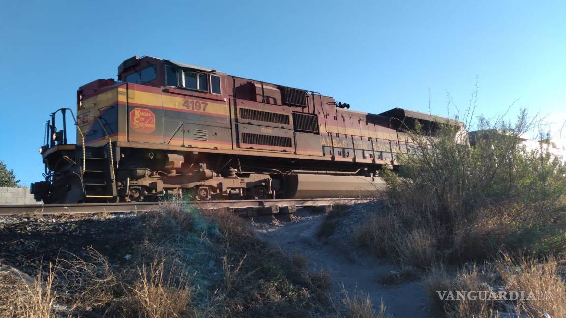 $!Hay diversas áreas de extremo riesgo, como el lado oriente del ferrocarril, donde aseguran que asaltan.