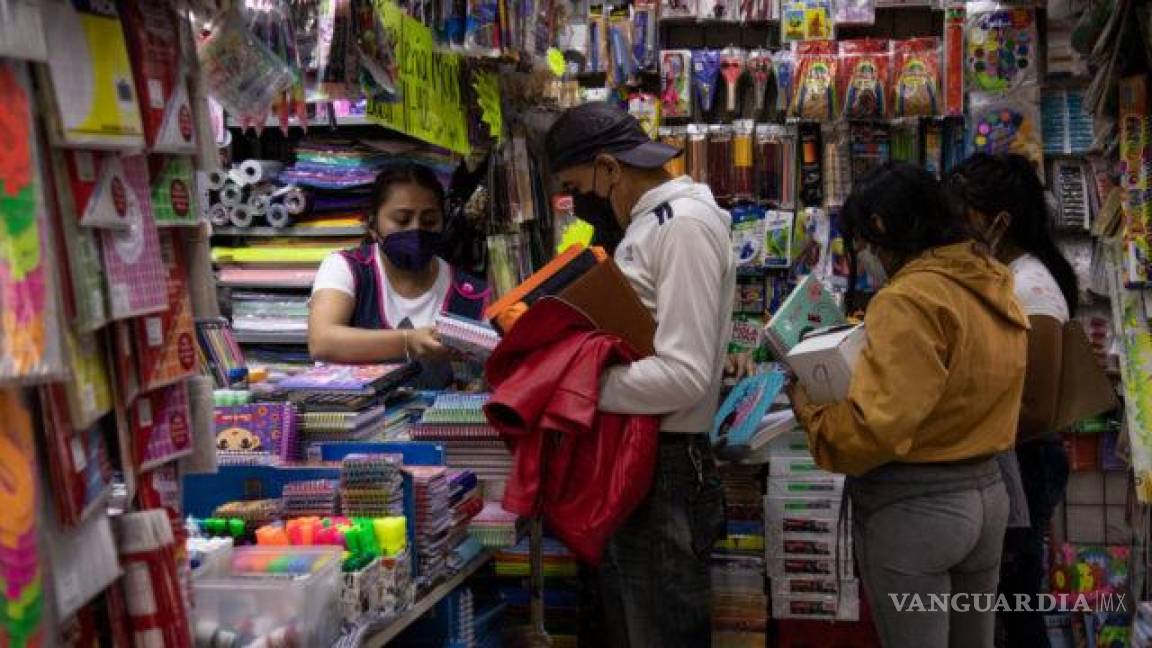 Ola inflacionaria pega a útiles escolares y uniformes, también al ‘lunch’