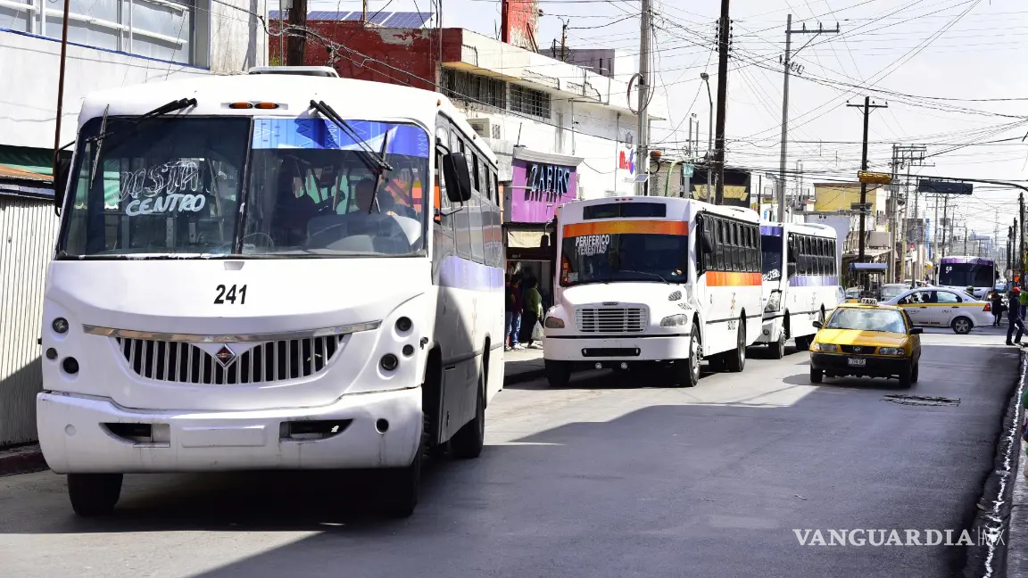 En dos años, Saltillo redujo 50% las rutas del transporte público; transporte de personal se llena solo 30%