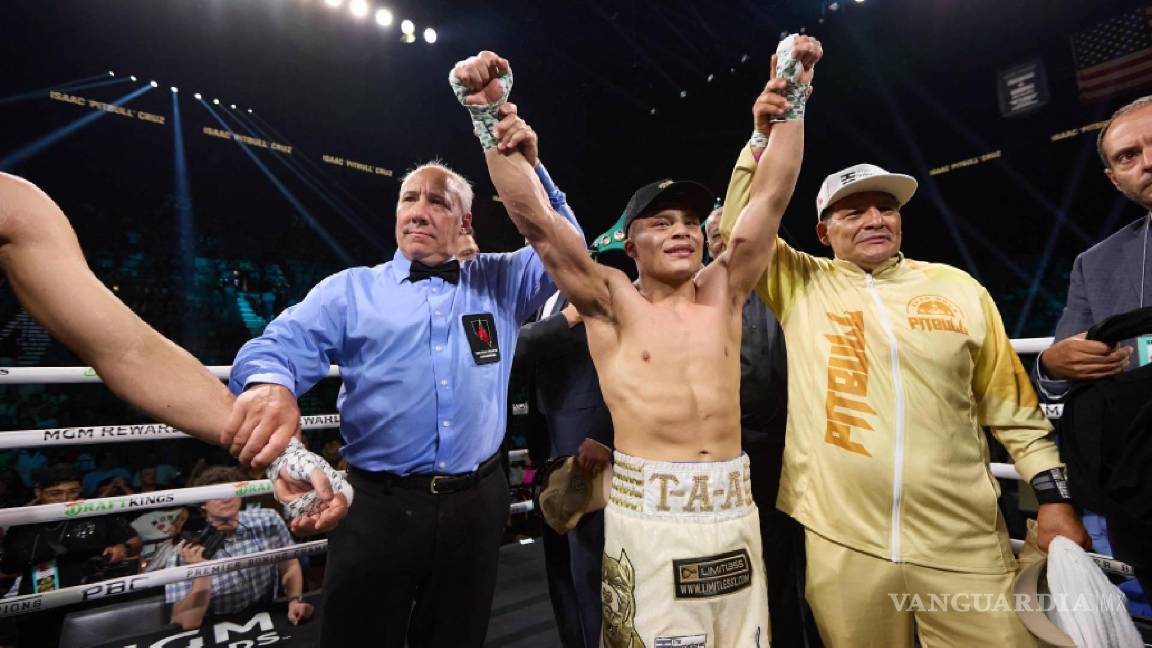 Isaac ‘Pitbull’ Cruz se corona campeón interino superligero del CMB tras vencer a Omar Salcido