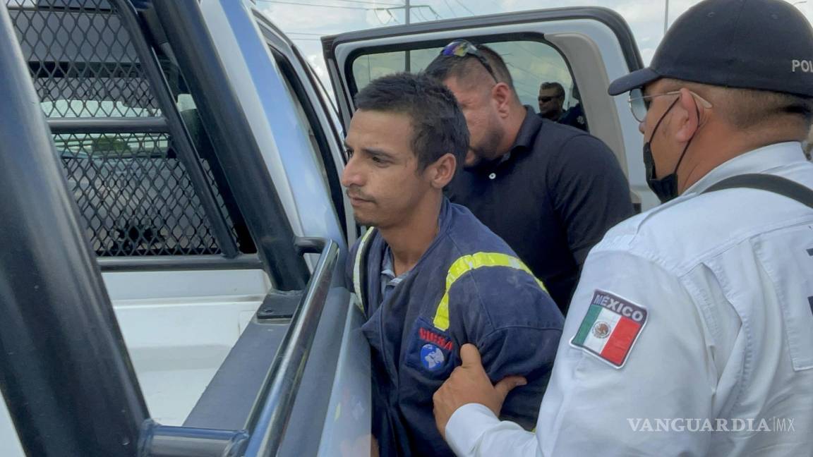 Roban camioneta de bomberos en Saltillo, la recuperan tras persecución (video)