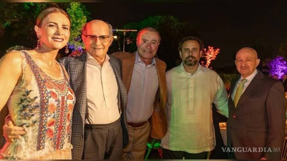 ‘Le tengo confianza a Quirino’... AMLO defiende a embajador de España con pasado priista que posó junto a Carlos Salinas de Gortari