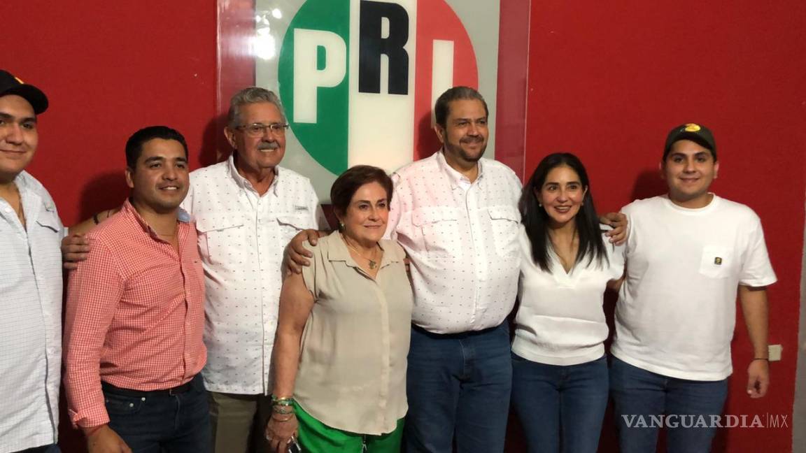Celebra Tomás Gutiérrez triunfo de la Alcaldía de Ramos Arizpe