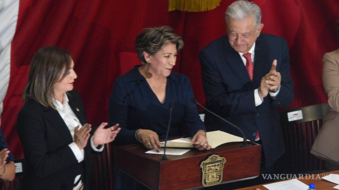 Delfina Gómez toma protesta como la primera Gobernadora de Edomex
