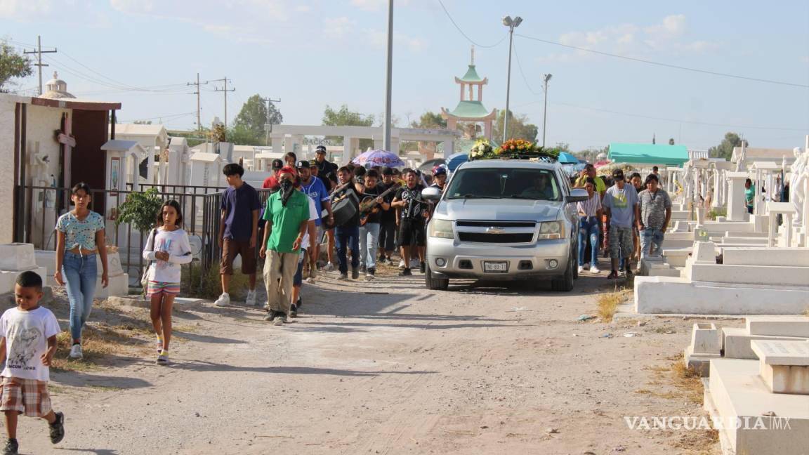 Se reevaluará Policía, pero directora sigue en su cargo, dice alcalde de San Pedro, Coahuila, tras muerte de joven