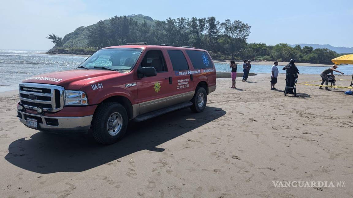 Mar de Veracruz arrastró a pareja; la esposa no sobrevivió