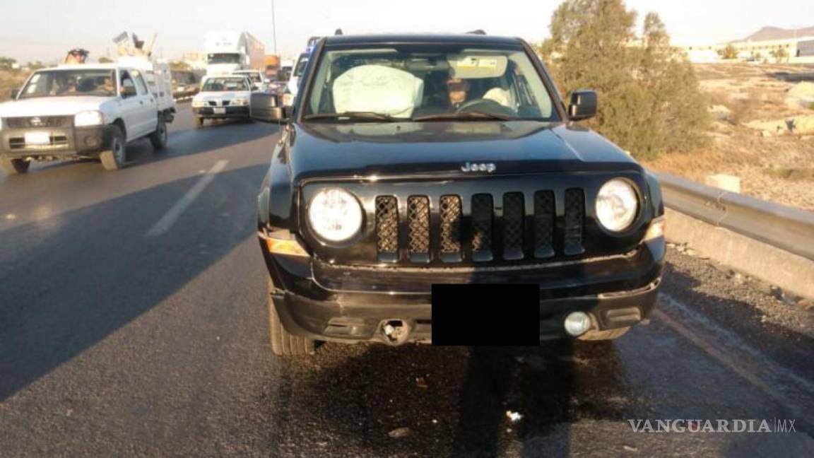 Ocasiona choque de cuatro autos, tráfico pesado en la carretera Saltillo-Monterrey