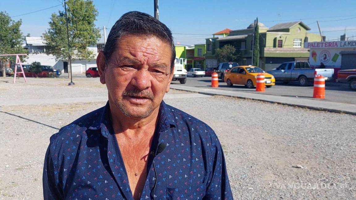 $!Santiago García Martínez señaló que antes de estos trabajos, transitar por el bulevar era peligroso debido a los baches que se formaban con el paso de los camiones y las lluvias.