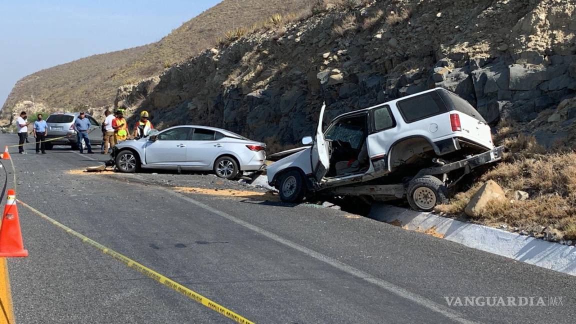 Dos muertos y dos lesionados, el saldo de un choque en la carretera Saltillo-Monclova