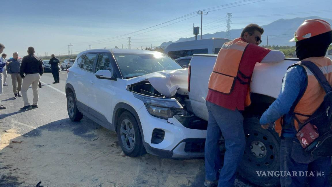 Choque por alcance paraliza tramo de la carretera Saltillo-Zacatecas