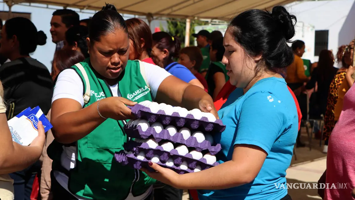 Arteaga avanza sin pobreza extrema con apoyo estatal y programas sociales