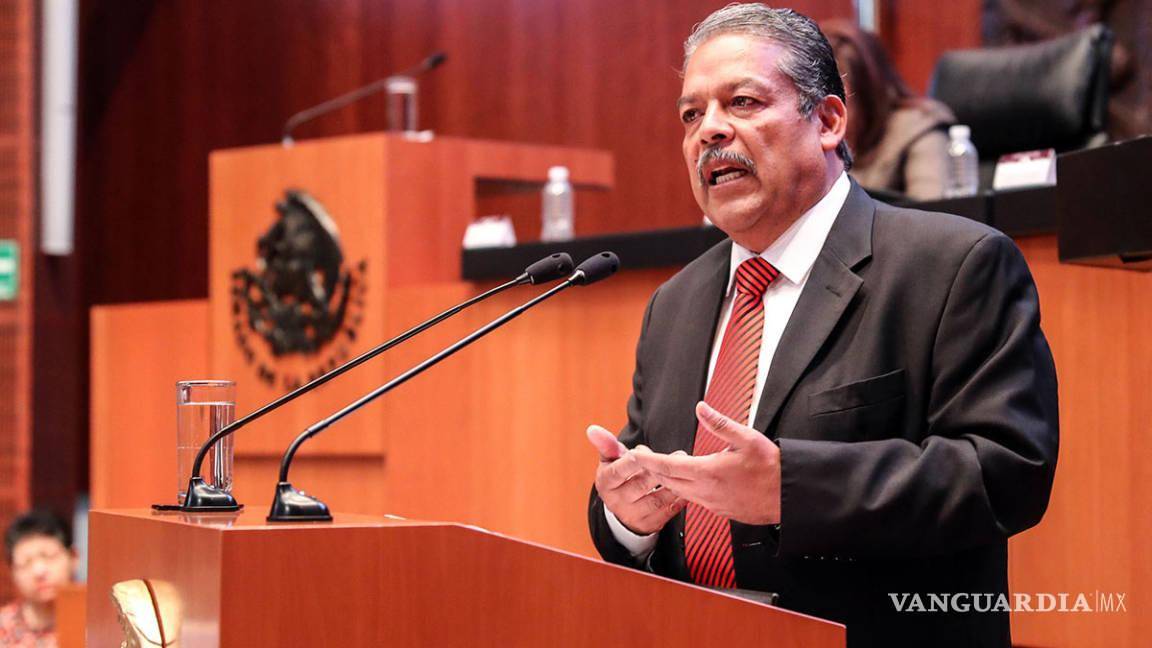 $!Tereso Medina, secretario General de la CTM, dice que actualmente la industria es la principal fuente de empleo en Coahuila.