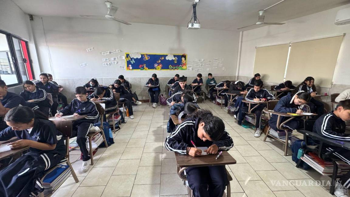 $!El Instituto Municipal de la Mujer de Ramos Arizpe lleva charlas a escuelas para sensibilizar a los jóvenes sobre la importancia de relaciones saludables y libres de violencia.