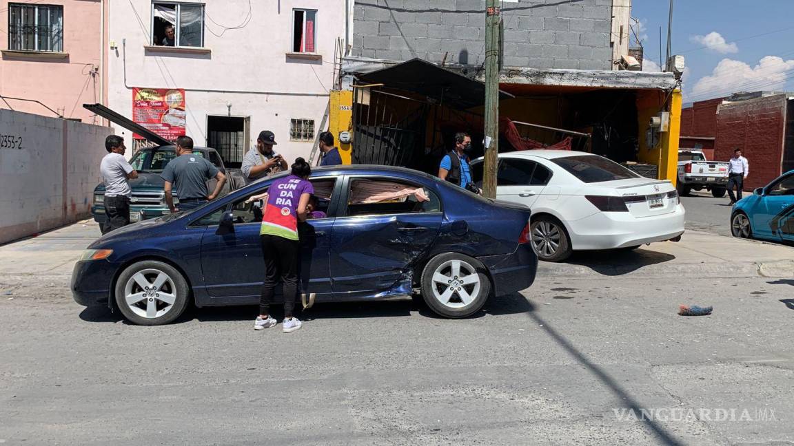 Veloz conductor se mete a una pollería en la colonia Morelos de Saltillo