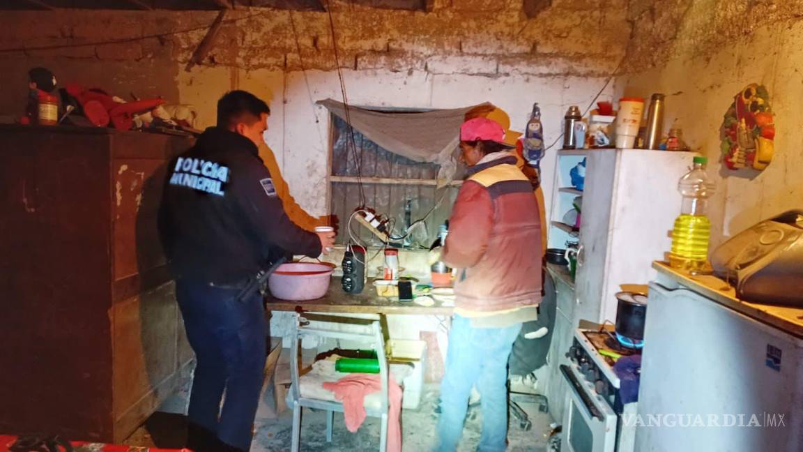 Con operativo, autoridades de San Buenaventura ‘abrigan’ a familias vulnerables por el frío