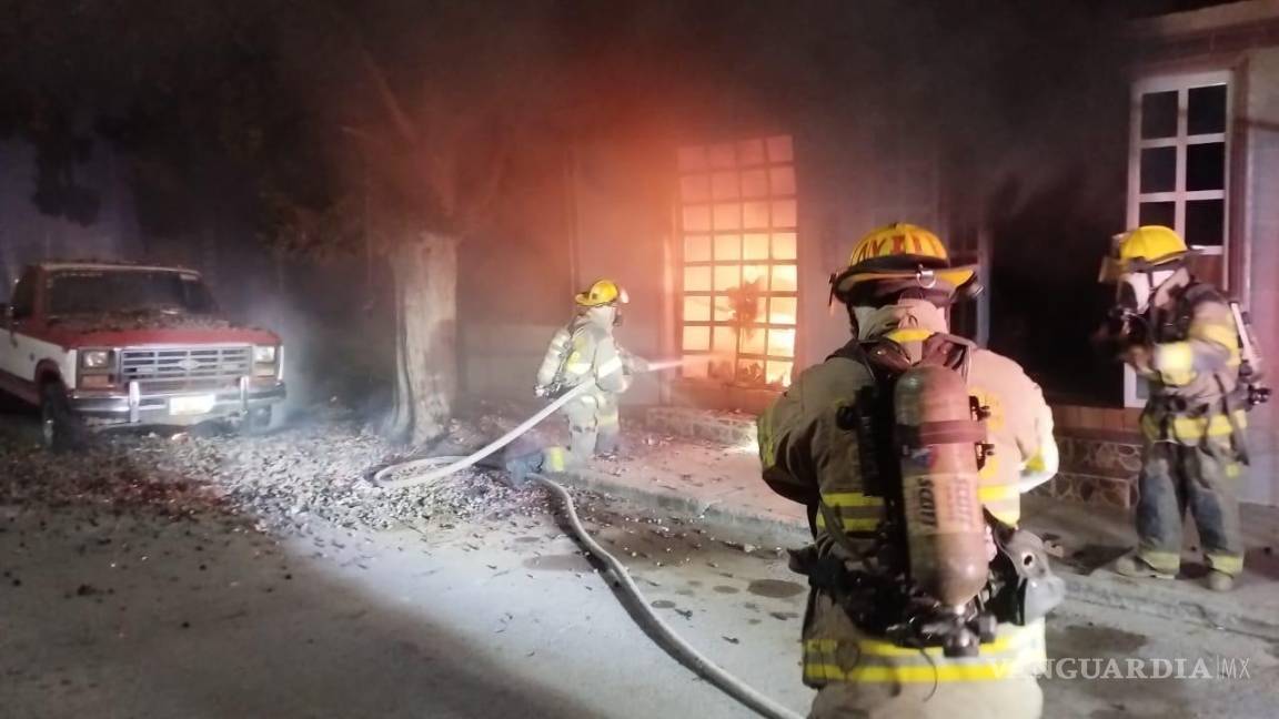 Se incendia vivienda de numerosa familia en la colonia Oceanía de Saltillo; no hay lesionados