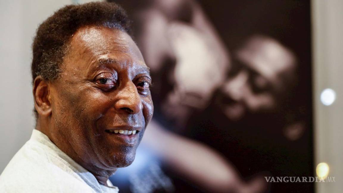Se reúnen familiares de Pelé y lo acompañan en el hospital