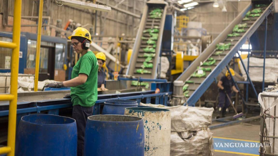 ¿Buscas trabajo? Empresas en Ramos Arizpe ofrecen sueldos de 4 mil pesos semanales y prestaciones