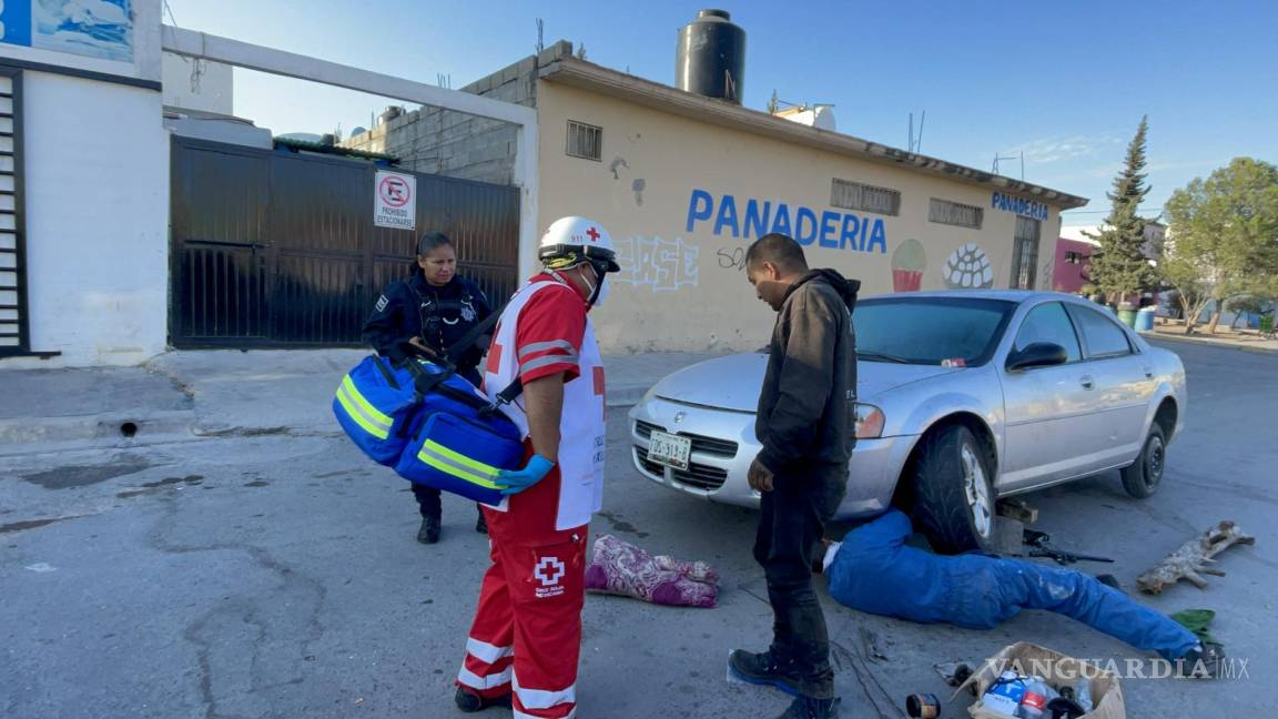 Mecánico sufre convulsiones mientras trabajaba al sur de Saltillo