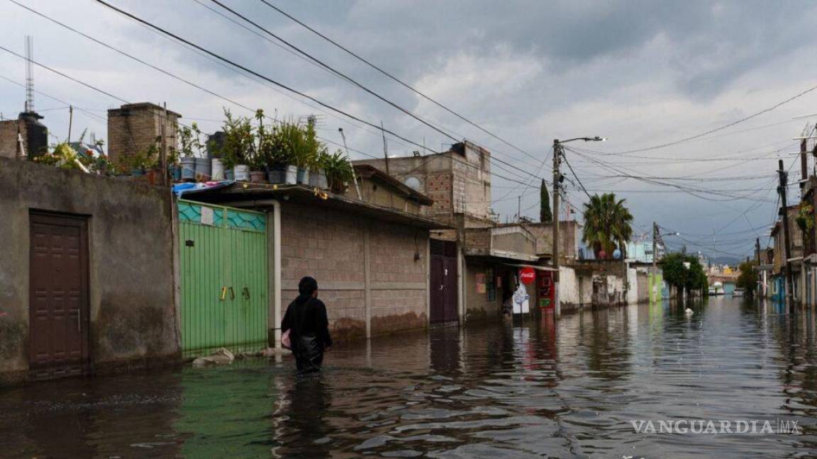 Chalco sigue bajo aguas negras, lluvias provocan nueva inundación