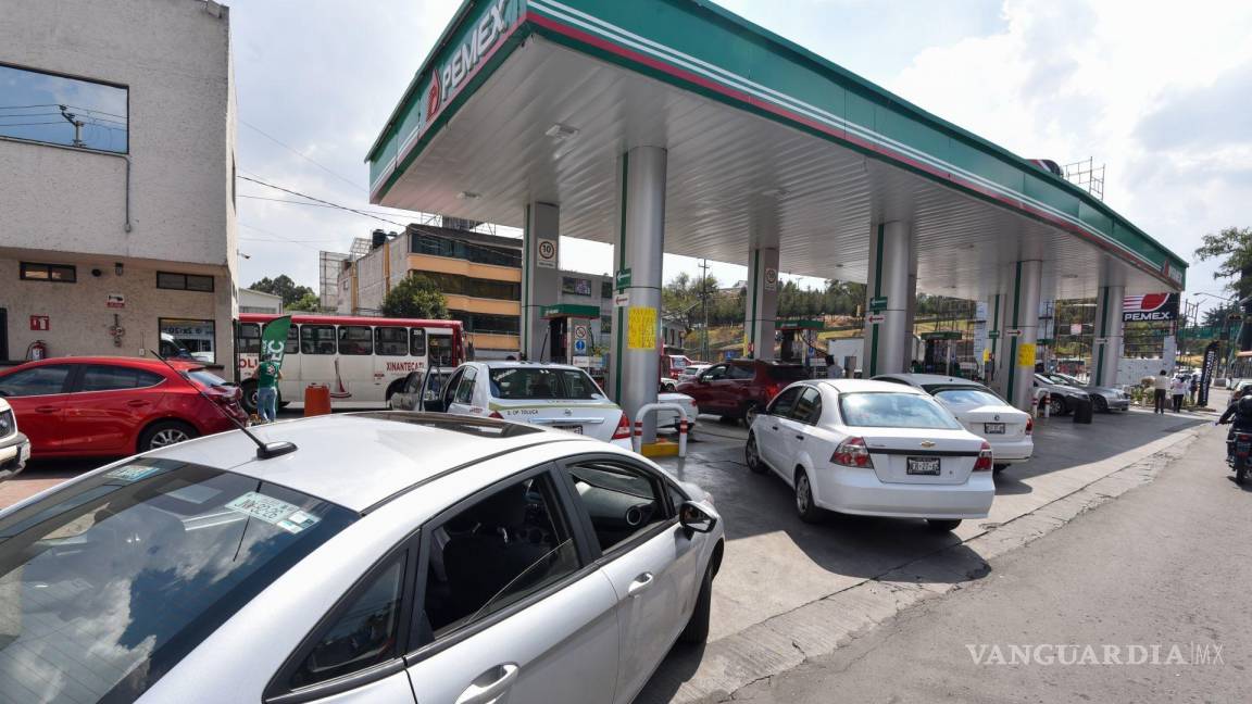 ¿Hay desabasto de gasolina?... problemas de logística encarecen precio de magna y premium en estos estados