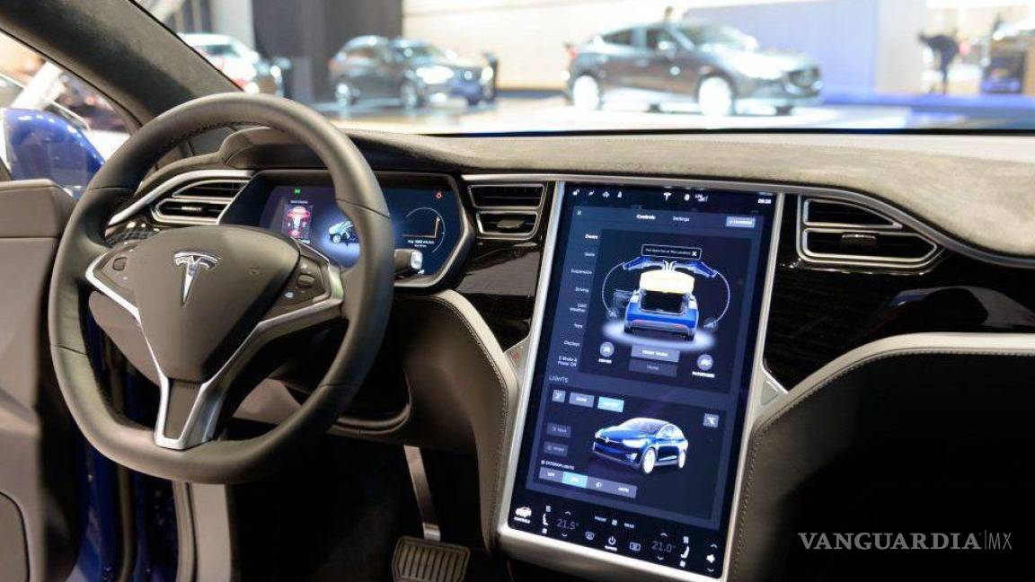 EU investigará a Tesla por vehículos autónomos