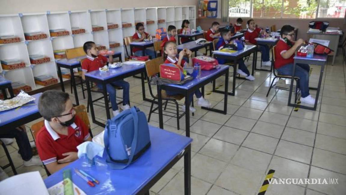 ‘El problema son las aulas, no el calor’: padres de familia ante posible ajuste de calendario escolar en Coahuila