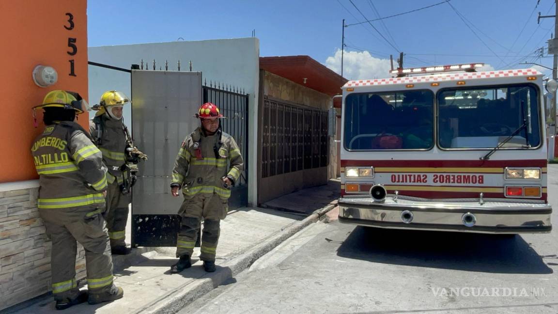 Familia de paisanos se intoxica, llama al 911 y deja ‘plantados’ a los bomberos de Saltillo