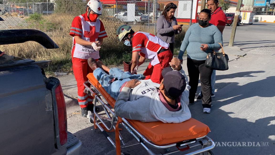 Saltillo: embiste y envía al hospital a motociclista