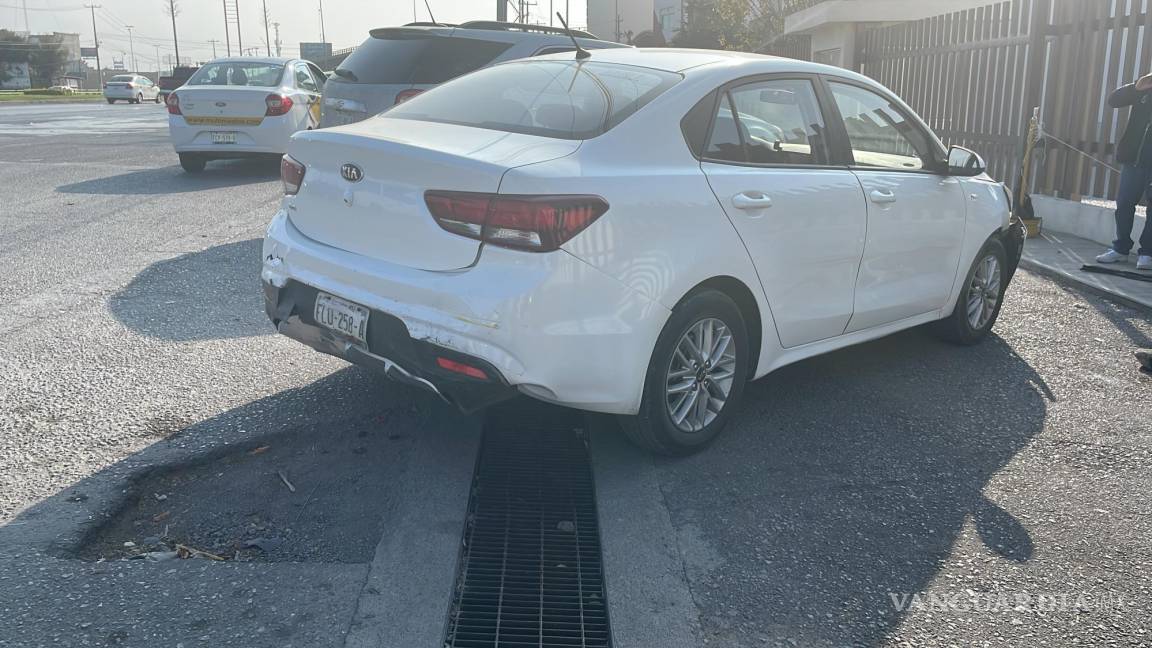 Choque múltiple causa caos en el bulevar Carranza de Saltillo, 5 vehículos involucrados