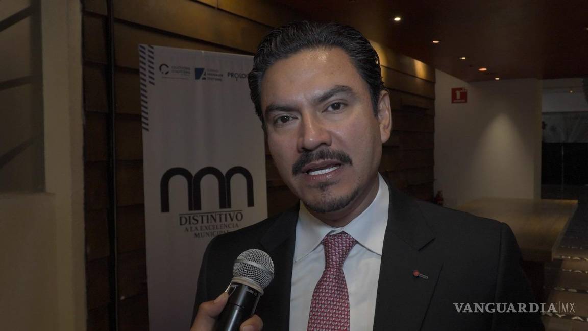 $!Ray Chagoya Villanueva, presidente municipal de Oaxaca de Juárez, destacó el carácter plural de la Asociación y la necesidad de fortalecer la cooperación institucional en beneficio de las ciudades capitales.