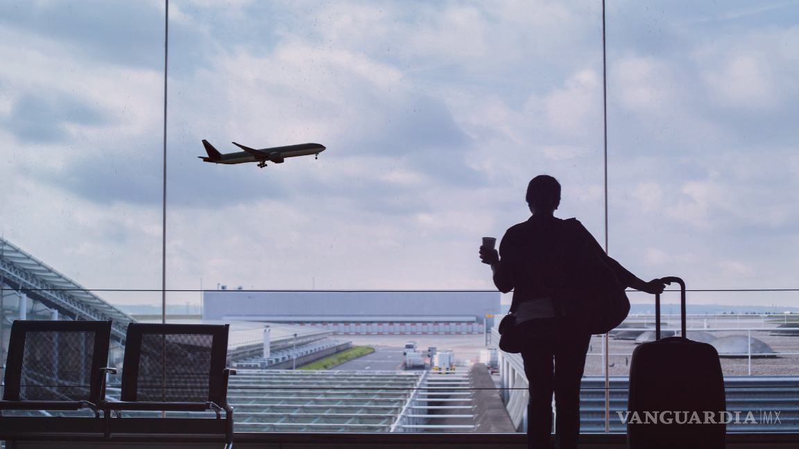 Autoridades investigarán incidente tras posible colisión de aviones en el AICM