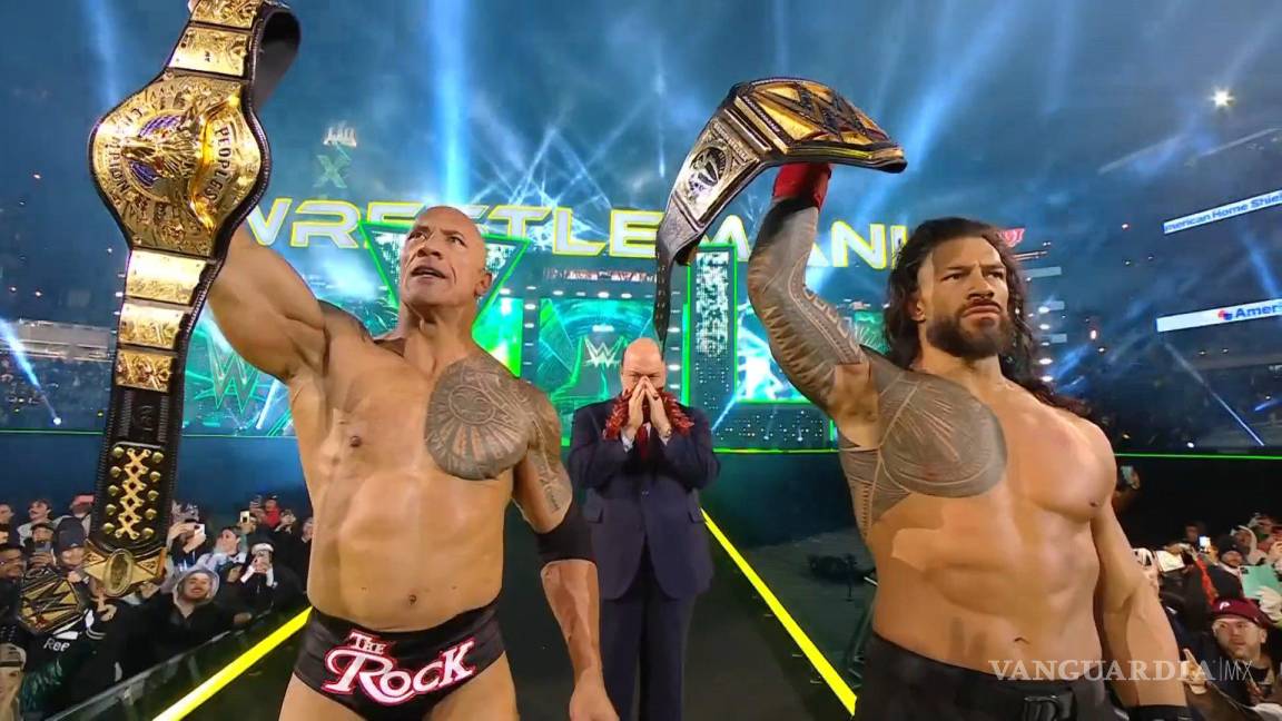 The Rock ‘brilla’ en el ring de WrestleMania XL tras triunfo junto a Roman Reigns