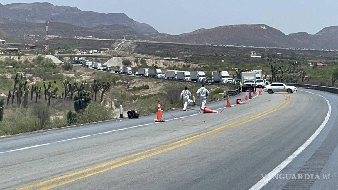 Hallan cuerpo en libramiento norponiente de Saltillo; habría sido arrollado por varios vehículos