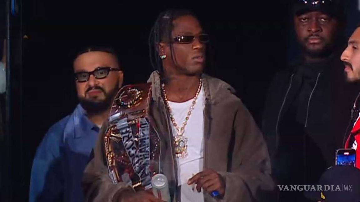 ¡Andaba ‘volado’! Travis Scott aparece fumando ‘de la buena’ en el debut de RAW de la WWE en Netflix