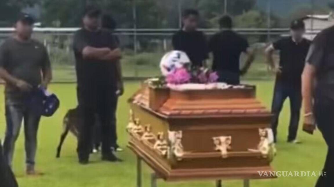 Asesinan a presunto líder de la Familia Michoacana; circula video de velorio por pobladores