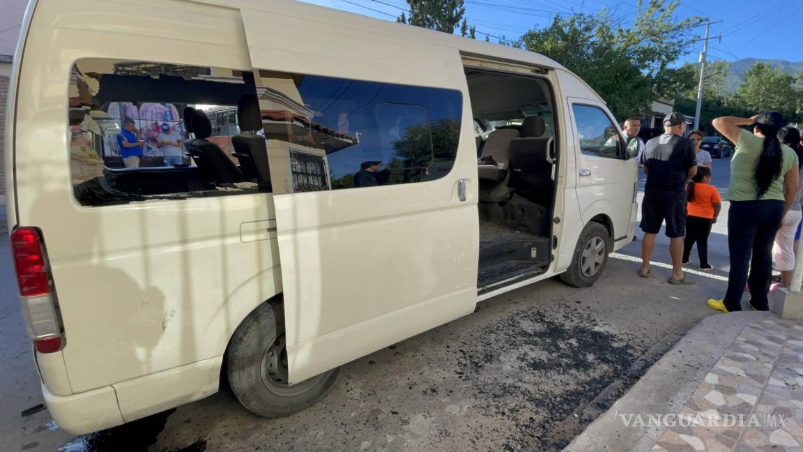 Encontronazo entre vagón y ruta urbana deja seis trabajadores lesionados, al oriente de Saltillo