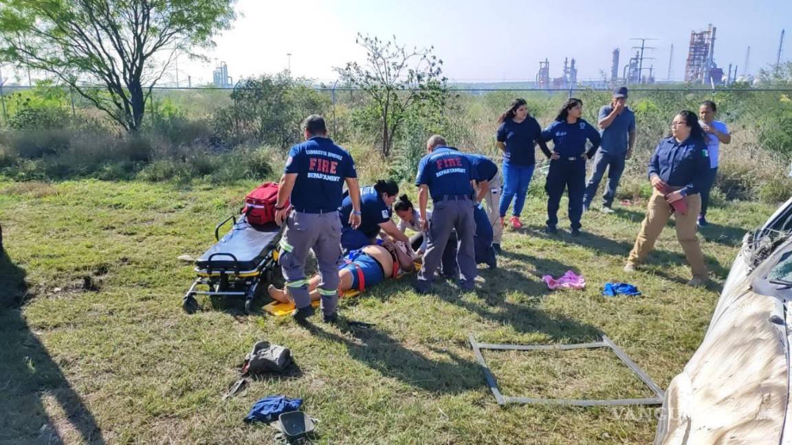 Dos menores de edad y una embarazada están entre los lesionados de un accidente en Nuevo León