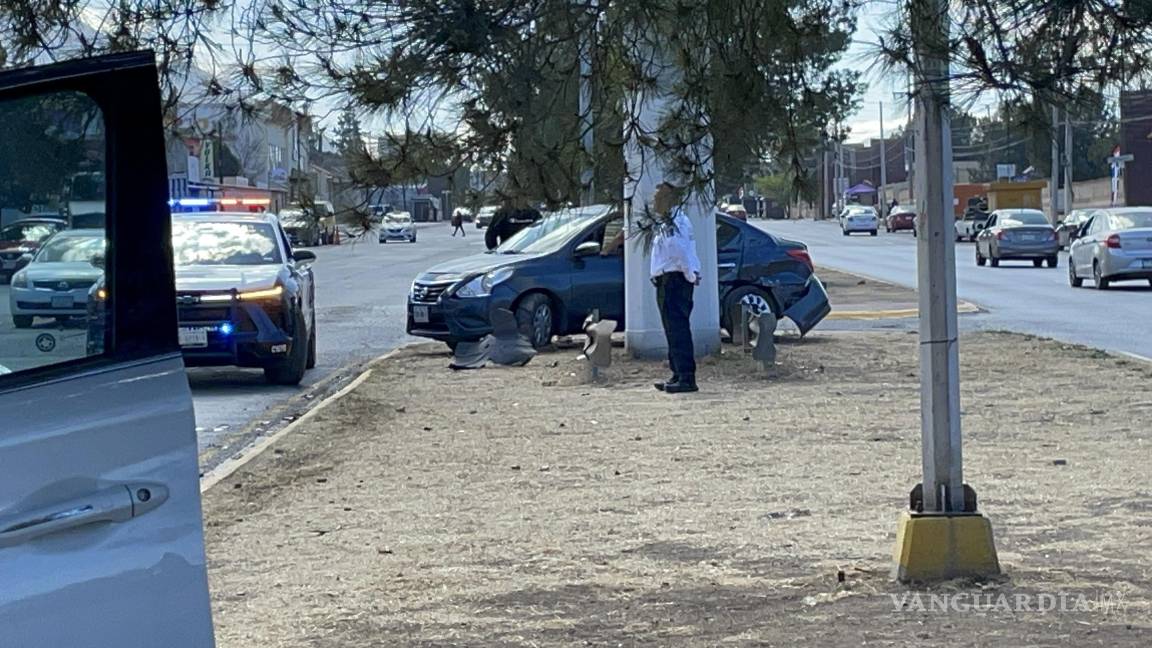 Responsable de accidente en Saltillo no cedió el paso y causó colisión con daños materiales