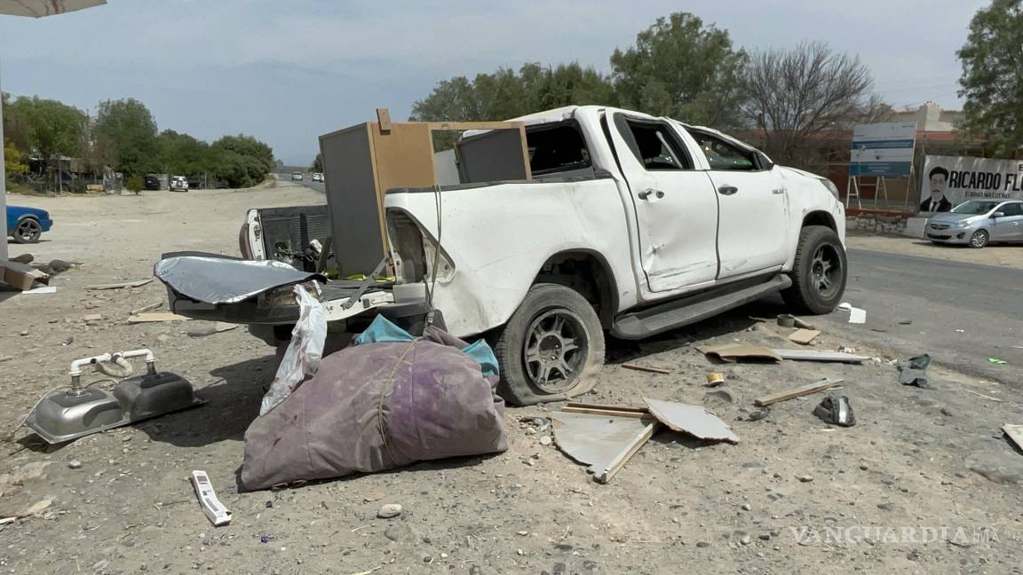 Choca contra vehículo y provoca volcadura en la Saltillo-Torreón; ocho personas resultan heridas