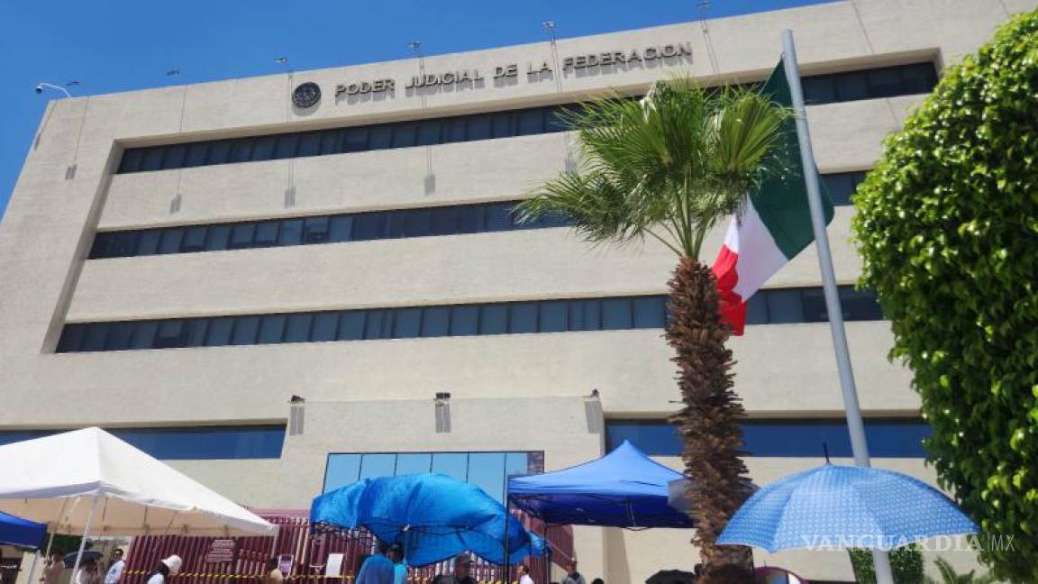 Continúan en la resistencia trabajadores del Poder Judicial en Torreón