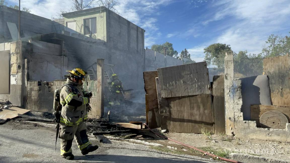 Incendio arrasa con tejabán en Saltillo; propietaria había recibido amenazas