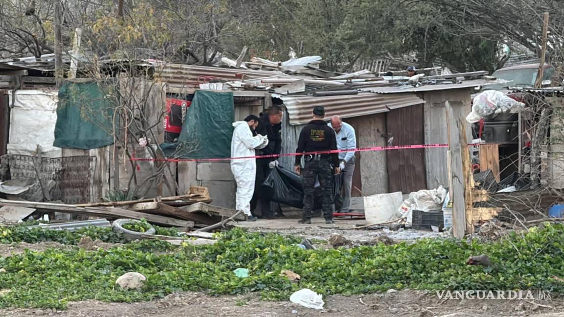 $!El cuerpo fue llevado al Semefo.