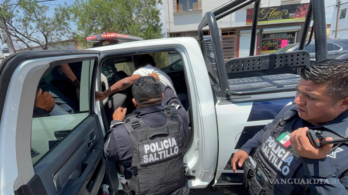 Hombre es detenido en Valle de las Flores, en Saltillo, por actos impúdicos cerca de escuelas