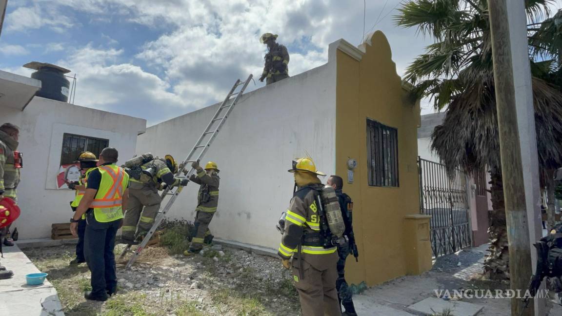 Movilización por explosión de boiler en la colonia Loma Linda de Saltillo alarma a vecinos