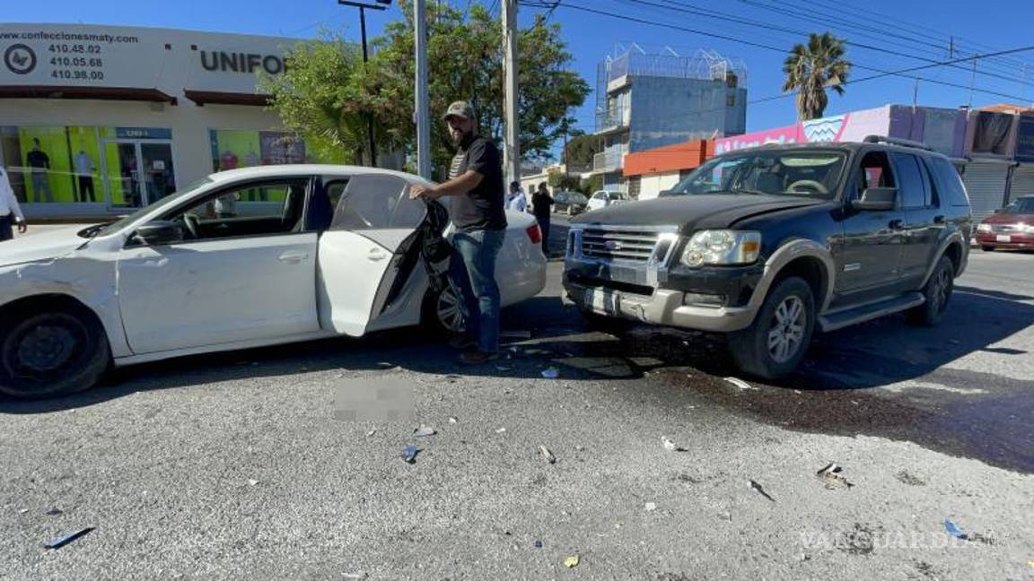 $!La camioneta Ford Explorer, conducida por Ana, resultó impactada tras la imprudencia de la otra conductora.