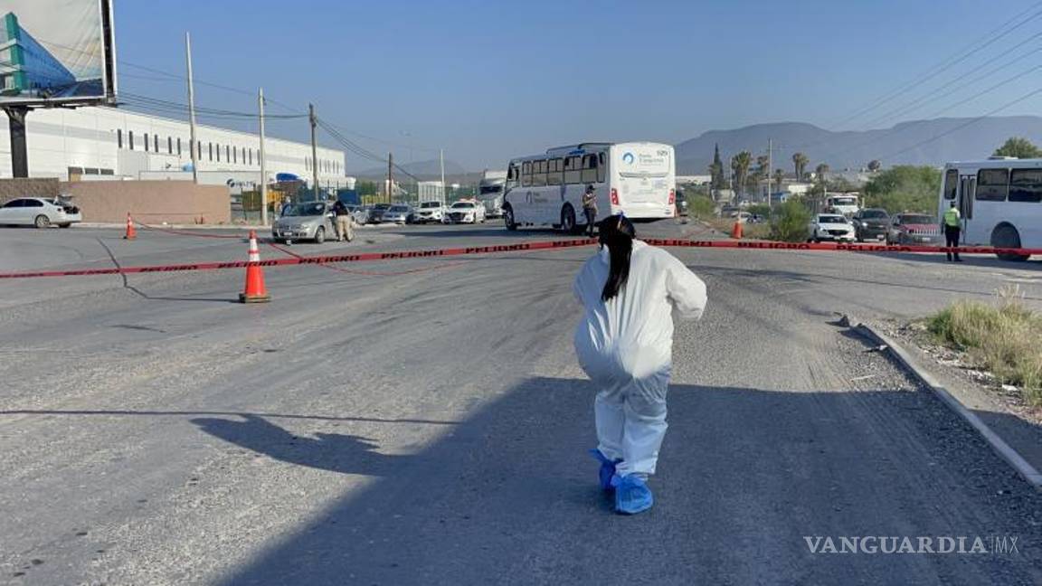 $!El cuerpo de la mujer fallecida fue trasladado al Semefo para realizar la necropsia correspondiente y será entregado a sus familiares.