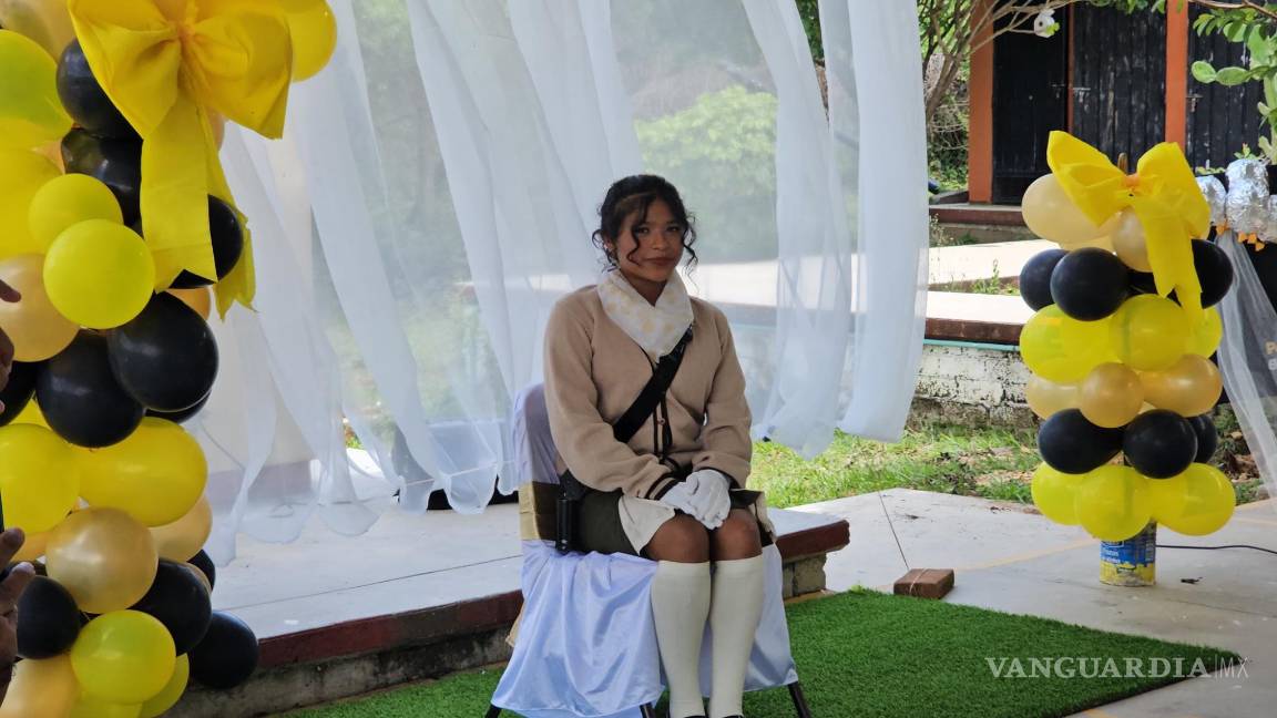 Esta es la historia de Yaquelín, la única estudiante en graduarse de telesecundaria en Guerrero