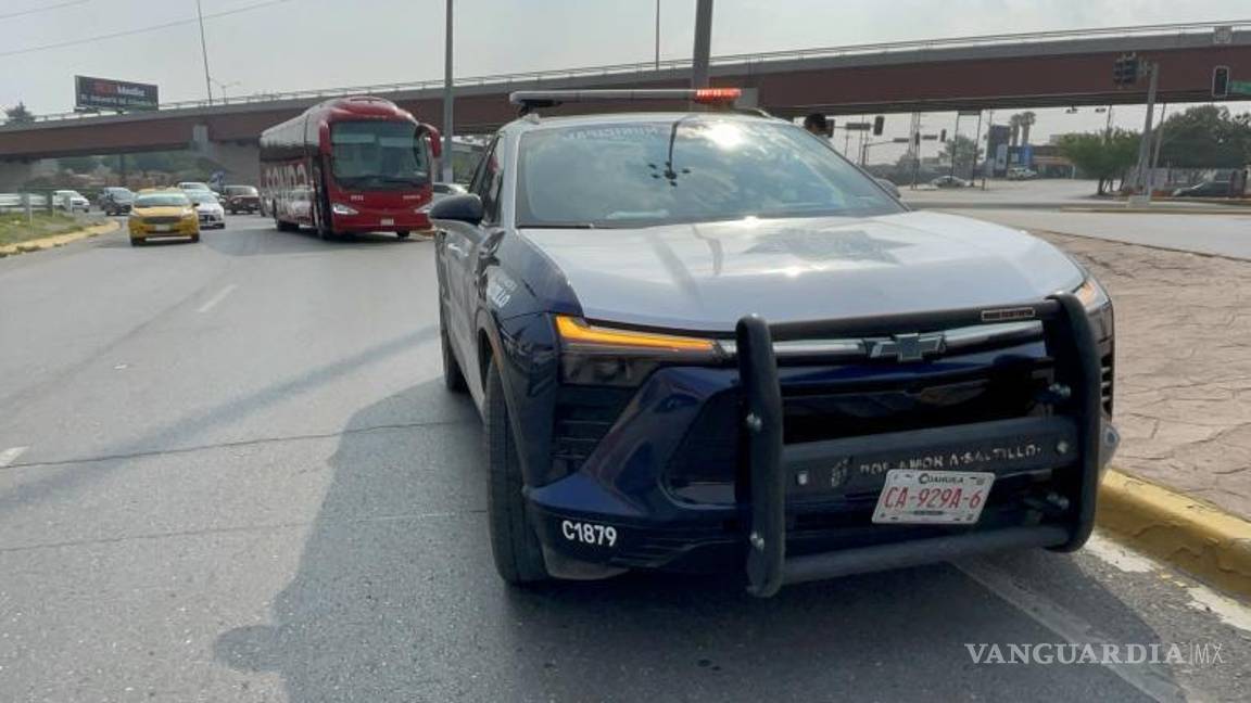 $!El accidente sucedió en una curva del periférico Luis Echeverría, en la colonia Valle de Lourdes.